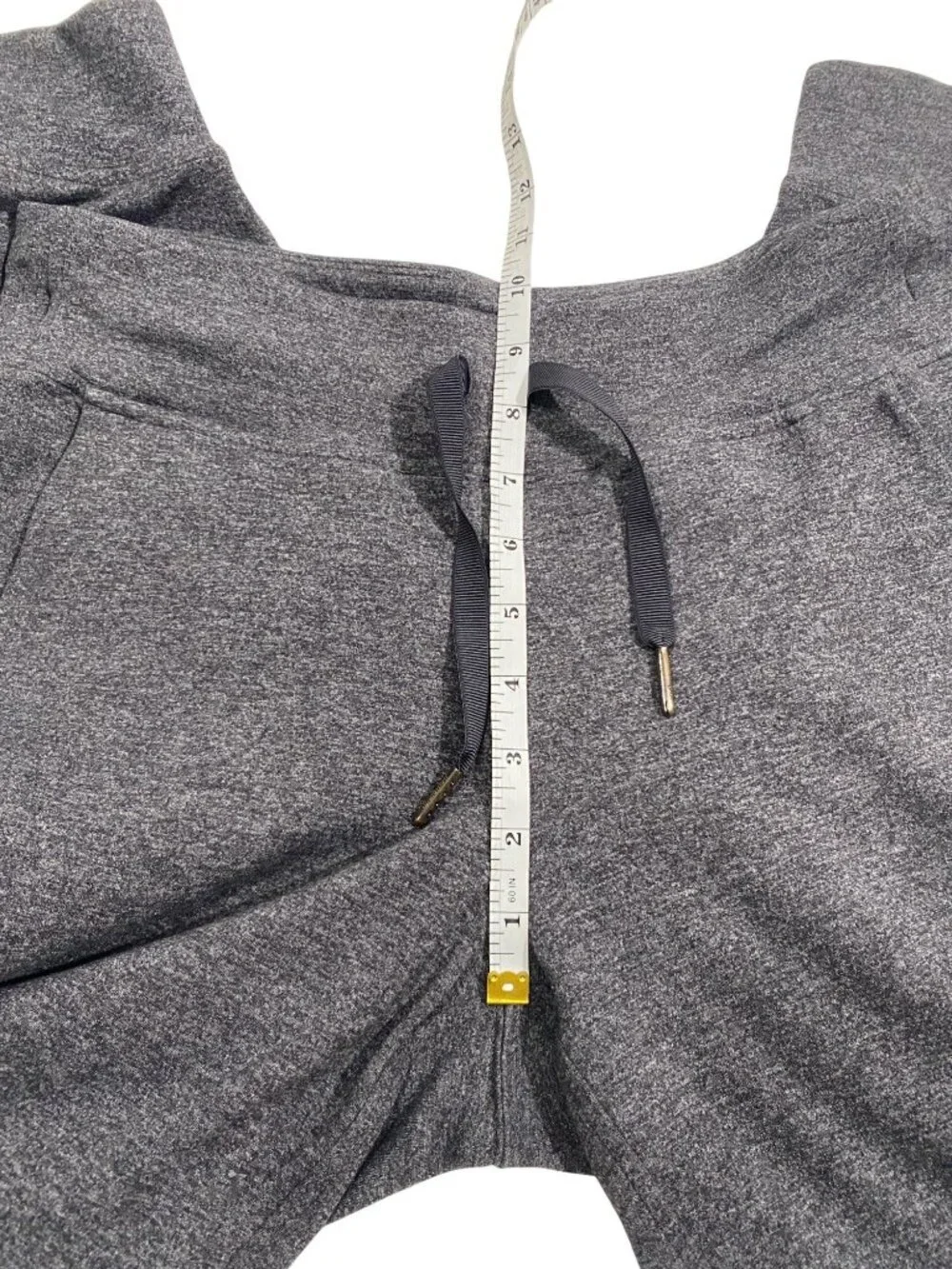 Lululemon On The Fly Pant Heathered Black Womens Joggers pants size 6 active